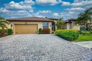 14063 Clear Water LN, FORT MYERS FL 33907-1