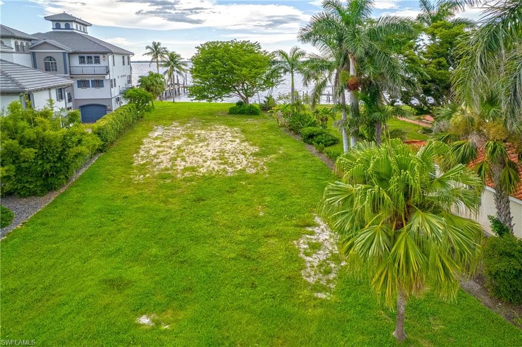 2904 Valencia WAY, FORT MYERS FL 33901-7