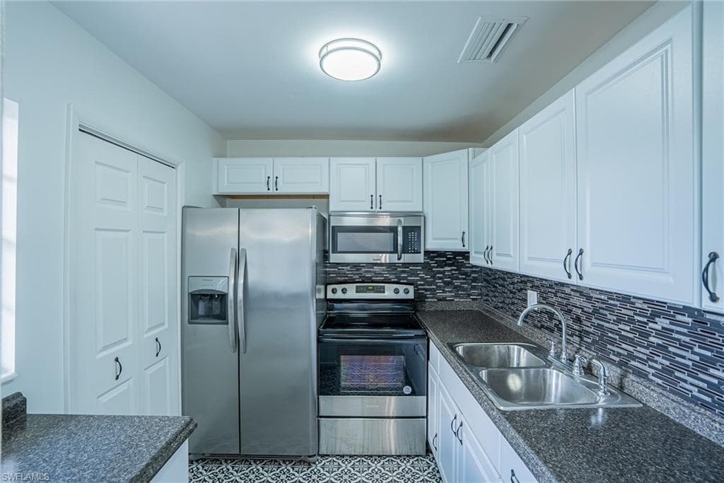 1503 Tropic TER, NORTH FORT MYERS FL 33903-2