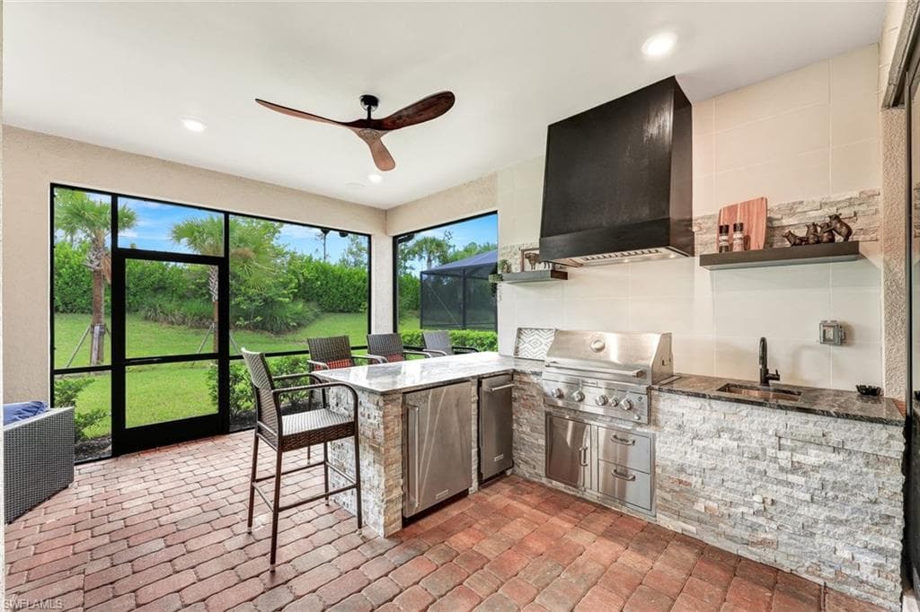 6770 Pennyroyal DR, NAPLES FL 34114-16