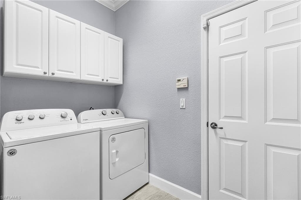 6835 Old Banyan WAY, NAPLES FL 34109-15