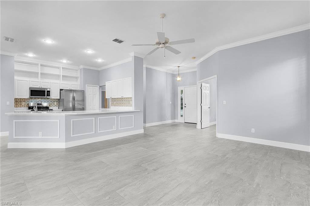 6835 Old Banyan WAY, NAPLES FL 34109-6