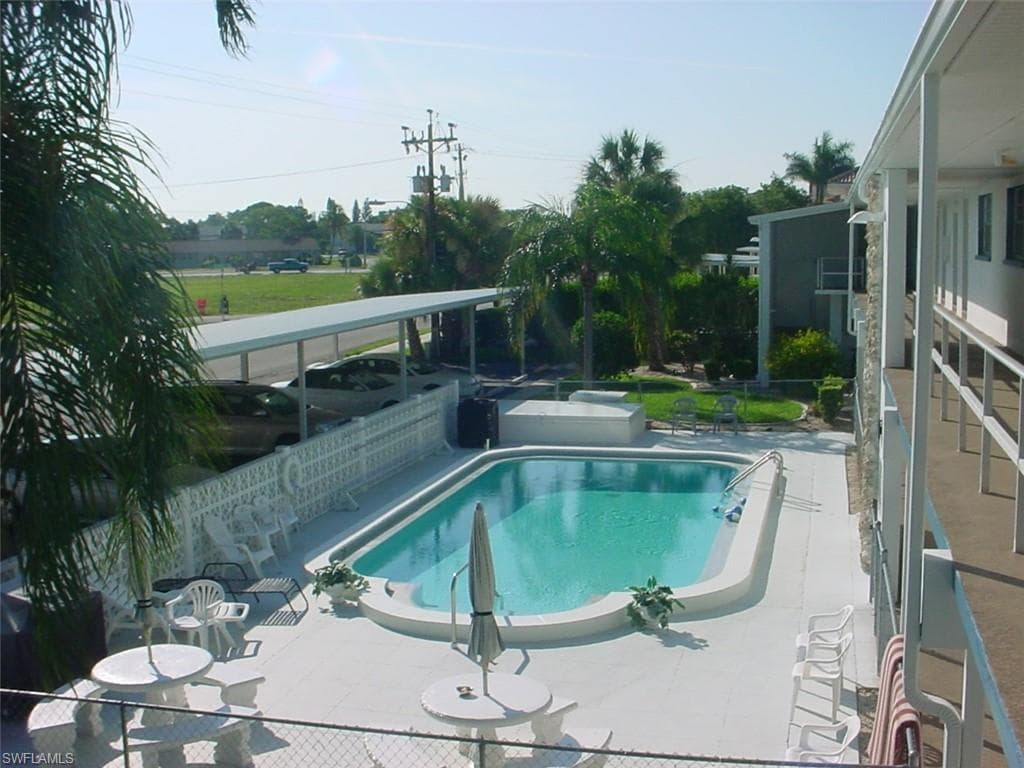 708 Victoria DR 206-7