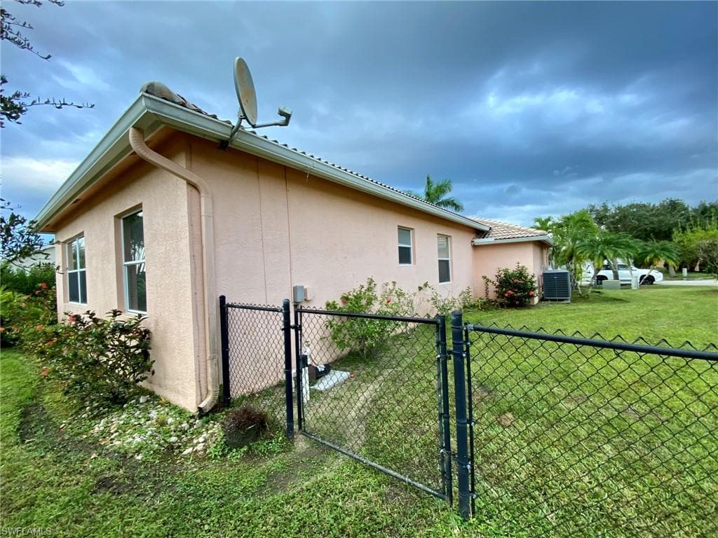 3419 Allegheny CT, NAPLES FL 34120-32