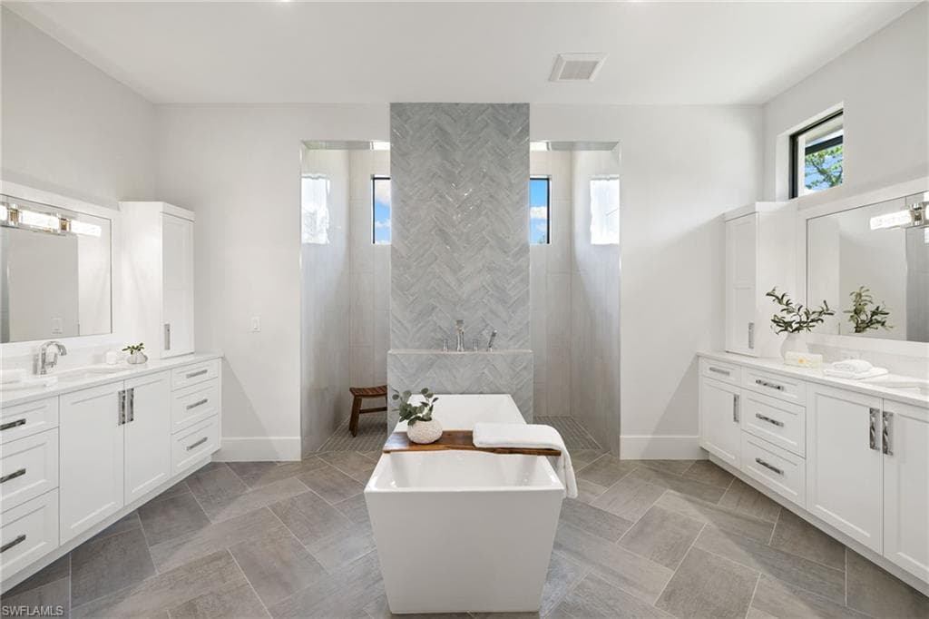 4751 1st AVE SW, NAPLES FL 34119-22