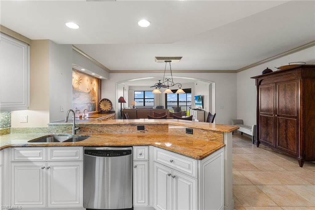 11600 Court Of Palms # 204, FORT MYERS FL 33908-11