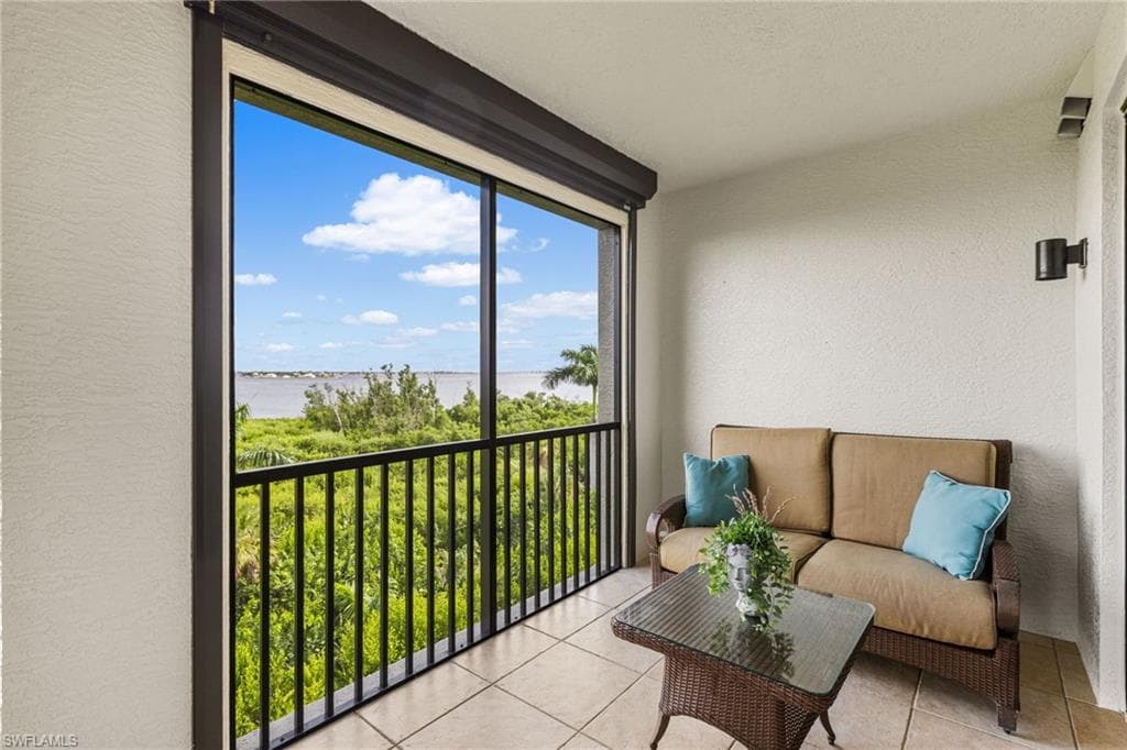 11600 Court Of Palms # 204, FORT MYERS FL 33908-38