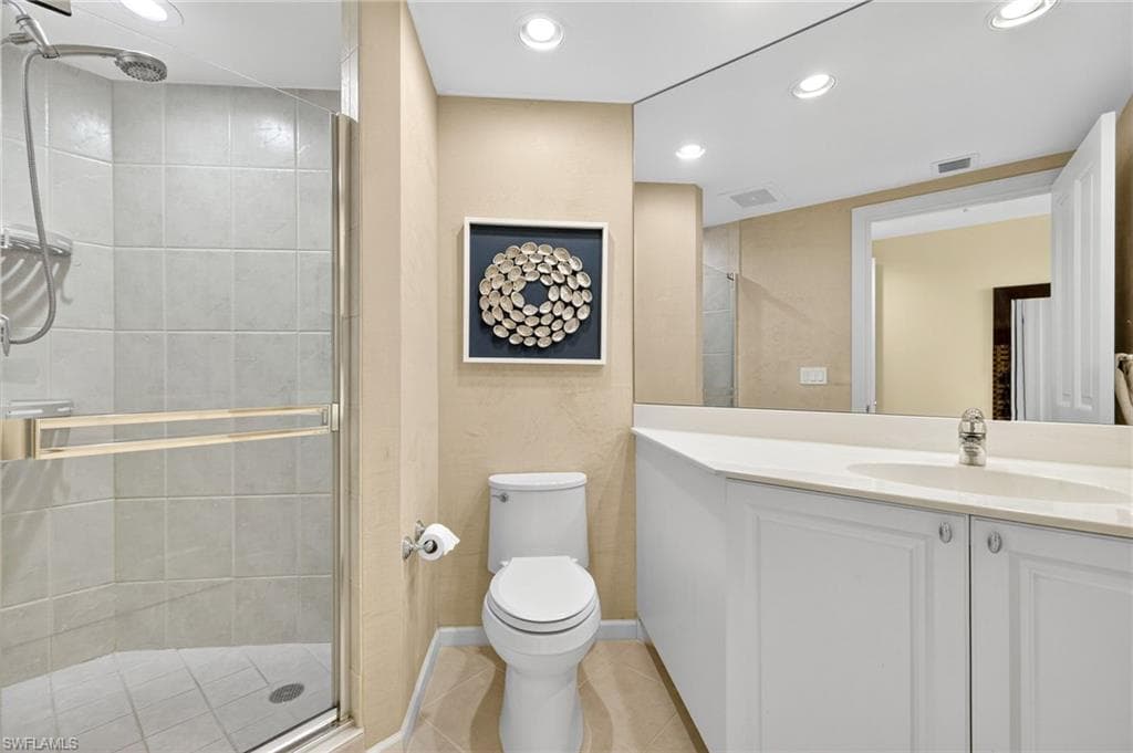 1060 Borghese LN # 702, NAPLES FL 34114-24