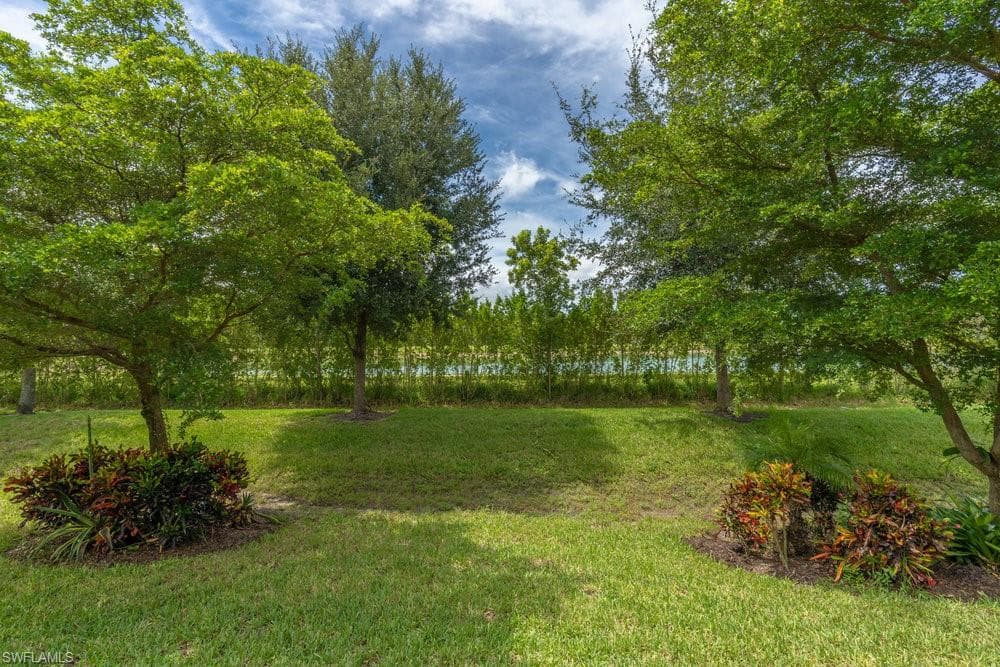 16374 Barclay CT, NAPLES FL 34110-21