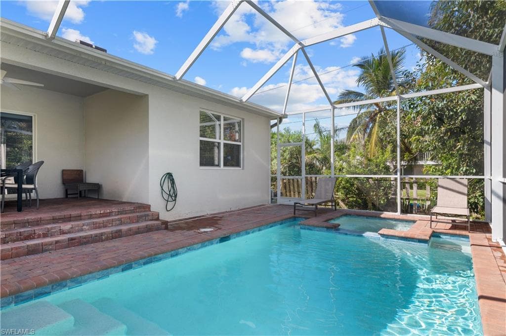 4320 Little Hickory RD, BONITA SPRINGS FL 34134-3