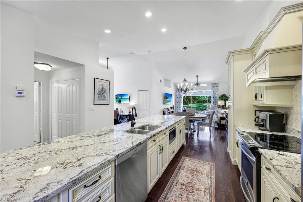 510 Captn Kate CT # 32, NAPLES FL 34110-9