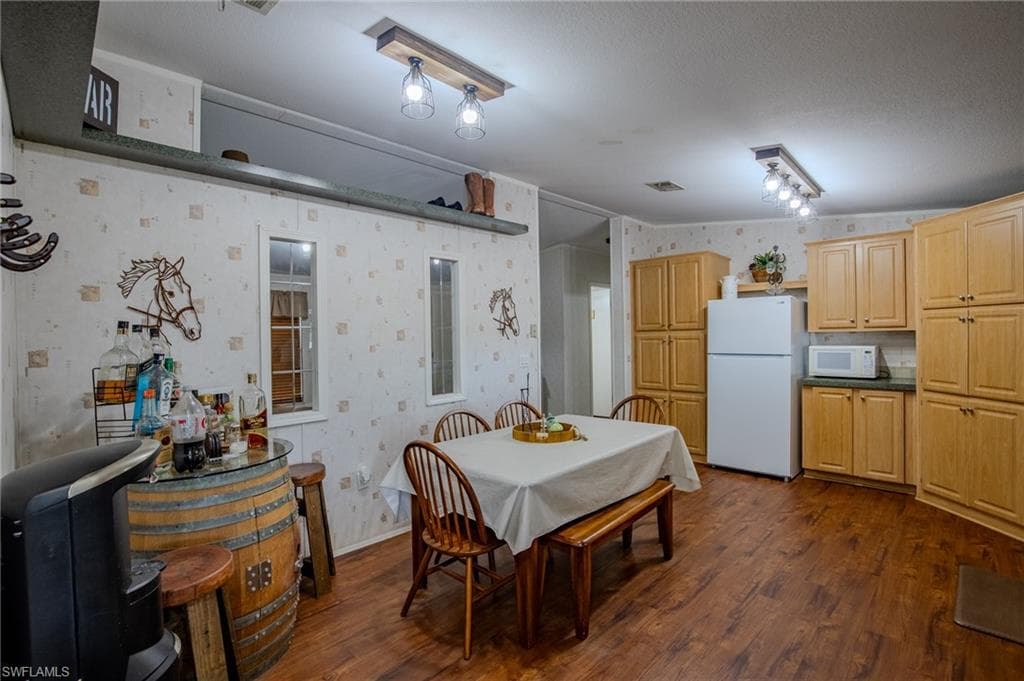 1205 Inverness AVE, CLEWISTON FL 33440-12