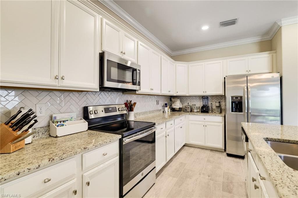 9778 Mirada BLVD, FORT MYERS FL 33908-8