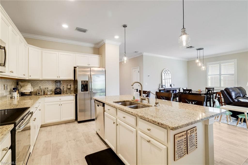 9778 Mirada BLVD, FORT MYERS FL 33908-9