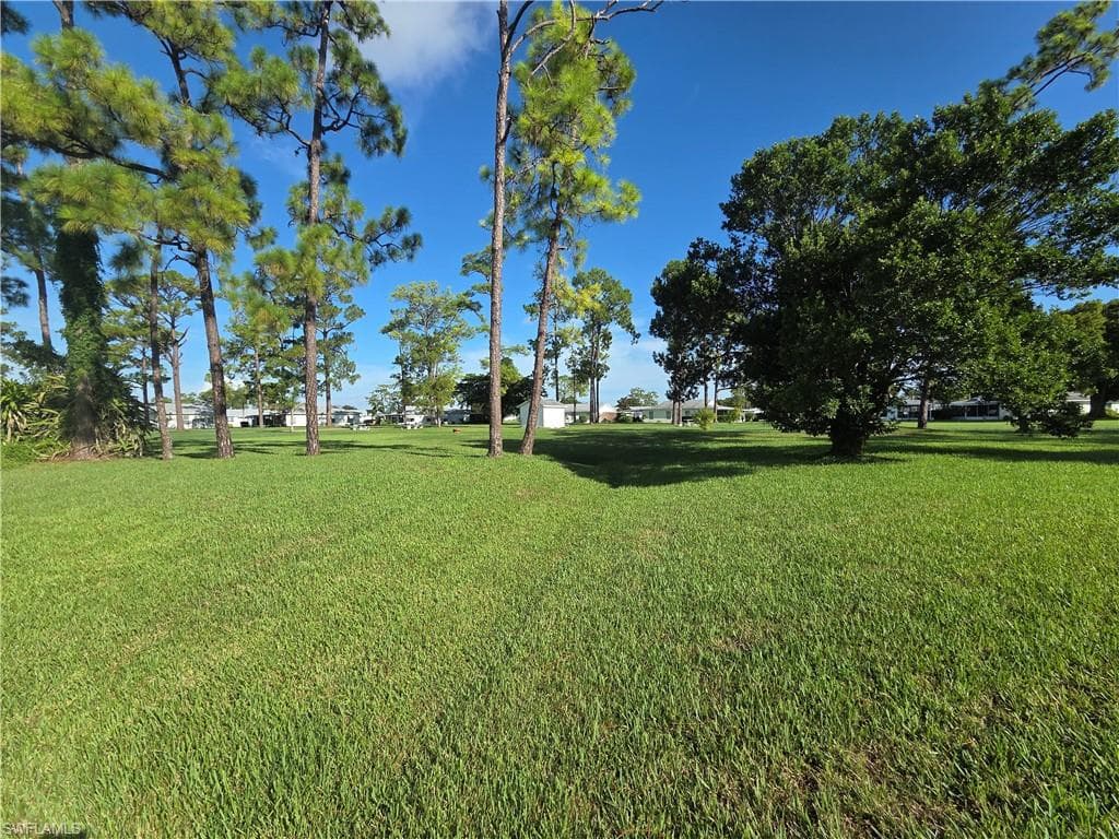 52 Heath Aster LN, LEHIGH ACRES FL 33936-37
