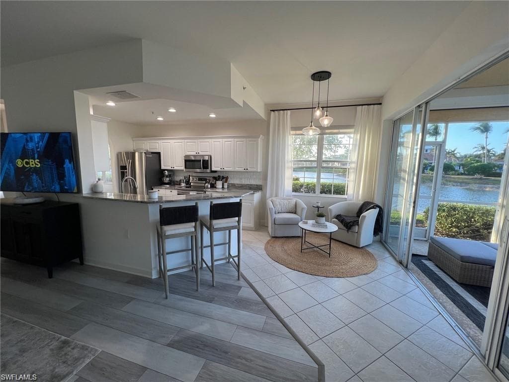 3062 Driftwood WAY # 4301, NAPLES FL 34109-3