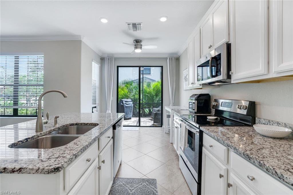 1141 Antaras CT N # 25, NAPLES FL 34113-5