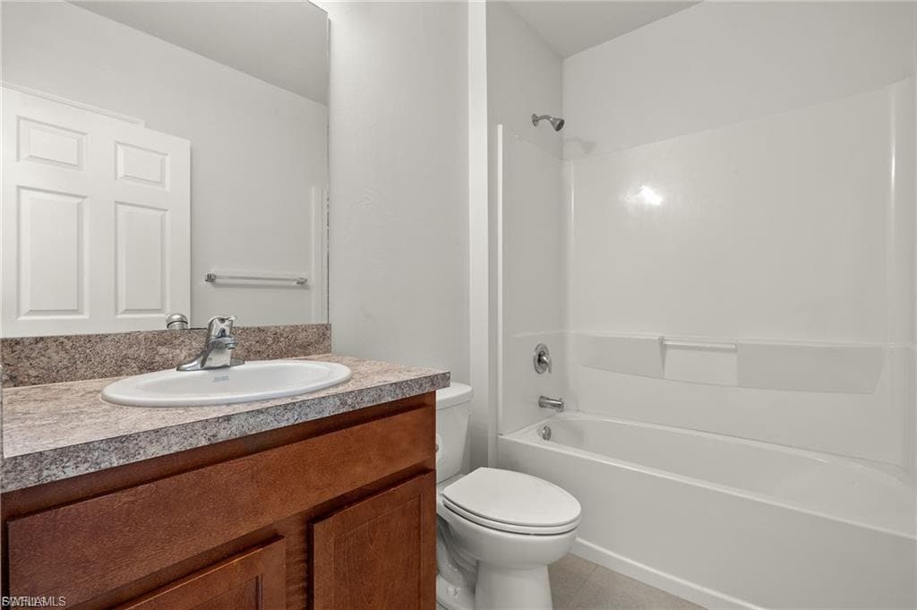 3495 Acapulco CIR, CAPE CORAL FL 33909-9