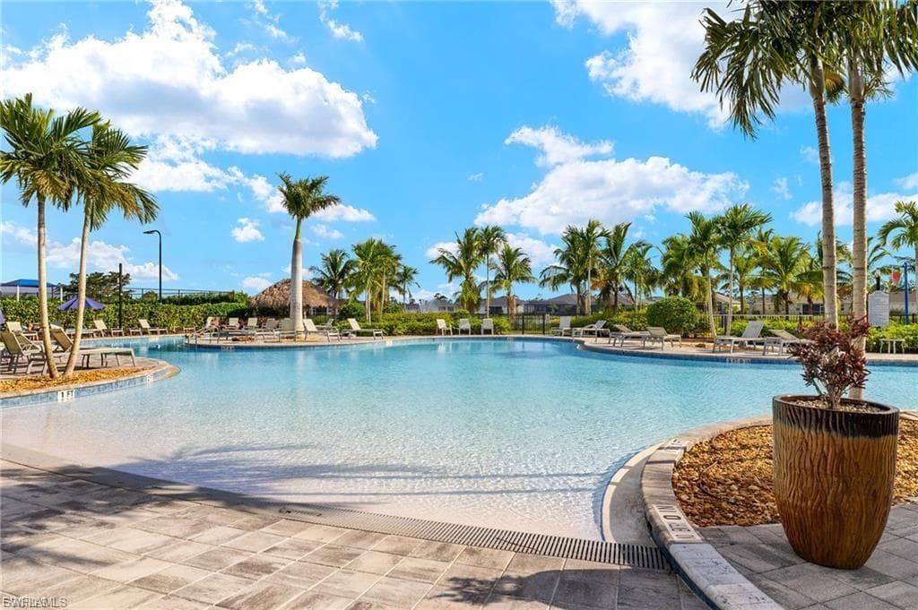 3495 Acapulco CIR, CAPE CORAL FL 33909-14