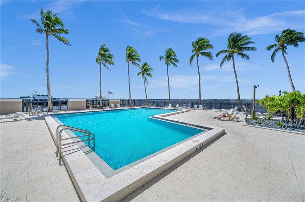 1900 Virginia AVE # 902, FORT MYERS FL 33901-32