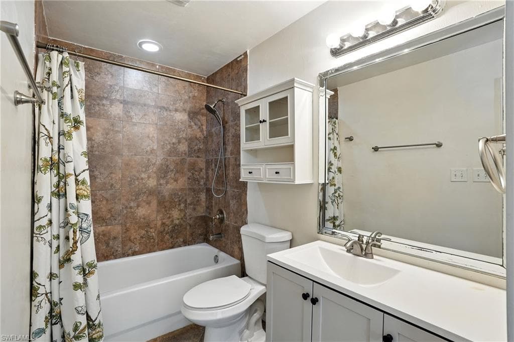 2373 Summerall RD, LABELLE FL 33935-25