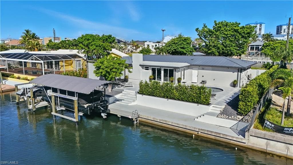 5 Glenview Manor DR, FORT MYERS BEACH FL 33931-42