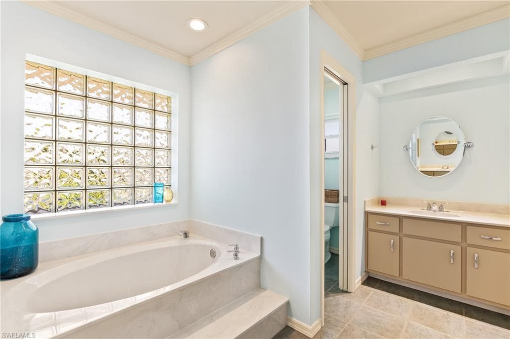 17593 Moorfield DR, FORT MYERS FL 33908-15