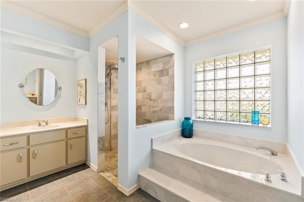 17593 Moorfield DR, FORT MYERS FL 33908-14