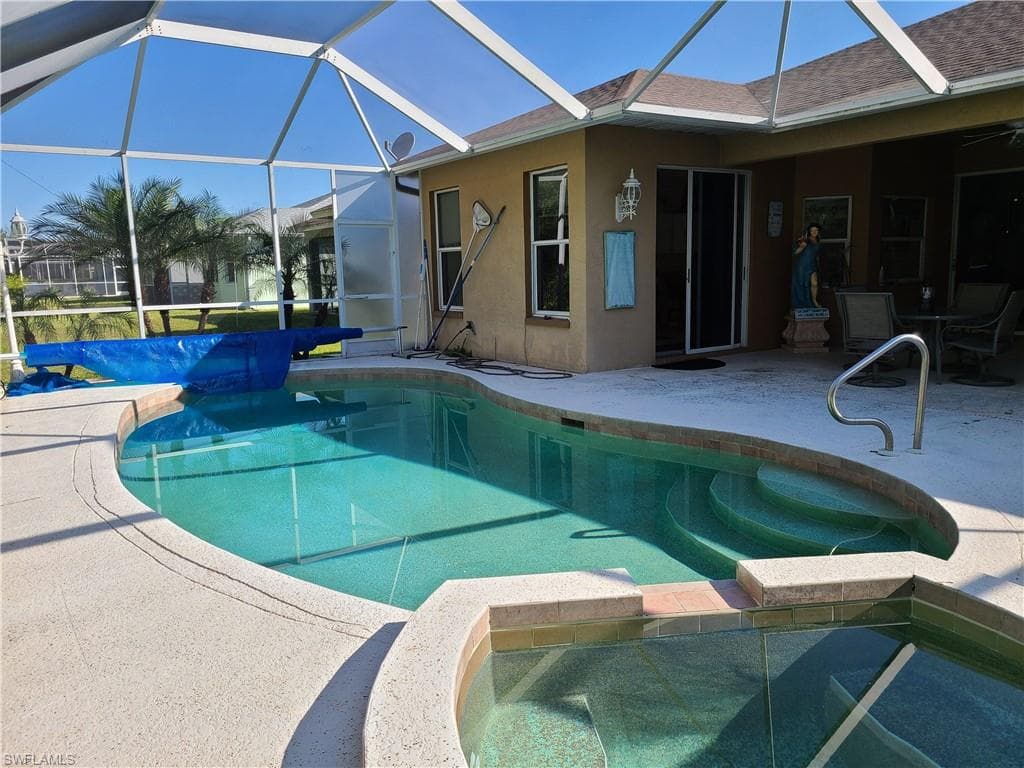 745 Crossfield CIR, NAPLES FL 34104-11