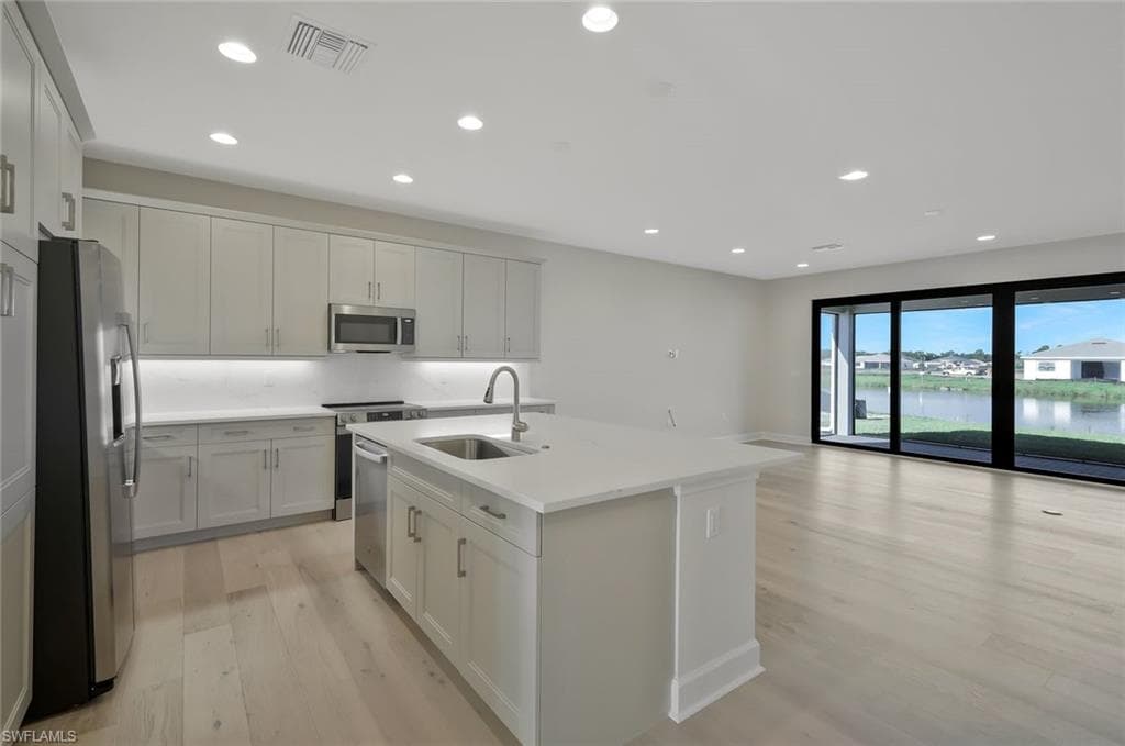 3763 Gilmores PL, FORT MYERS FL 33905-9