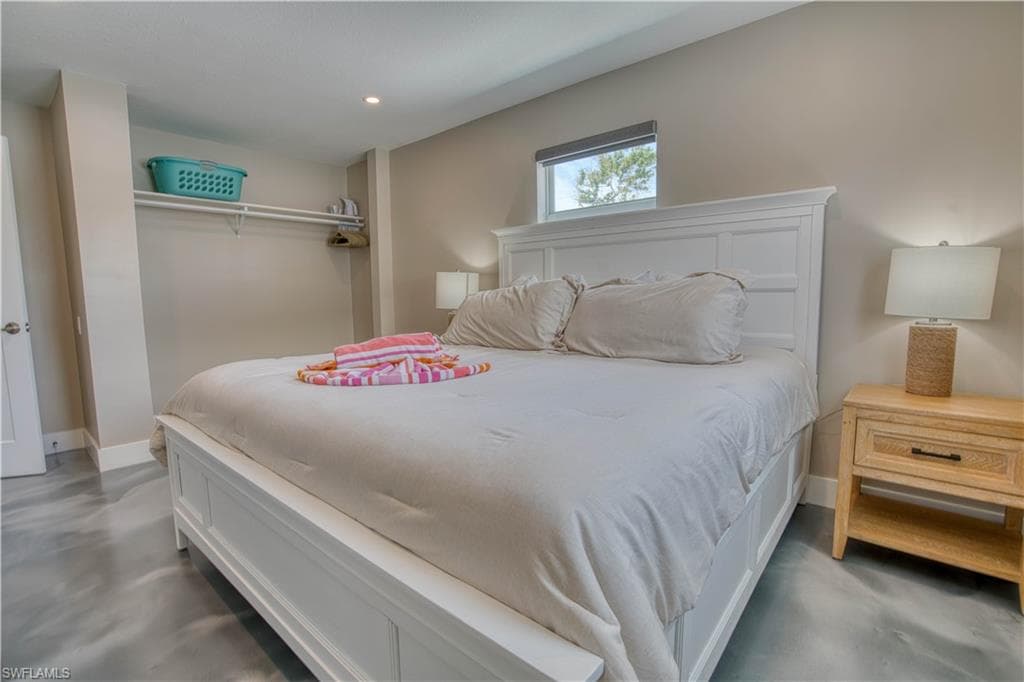 126 Mango ST, FORT MYERS BEACH FL 33931-12