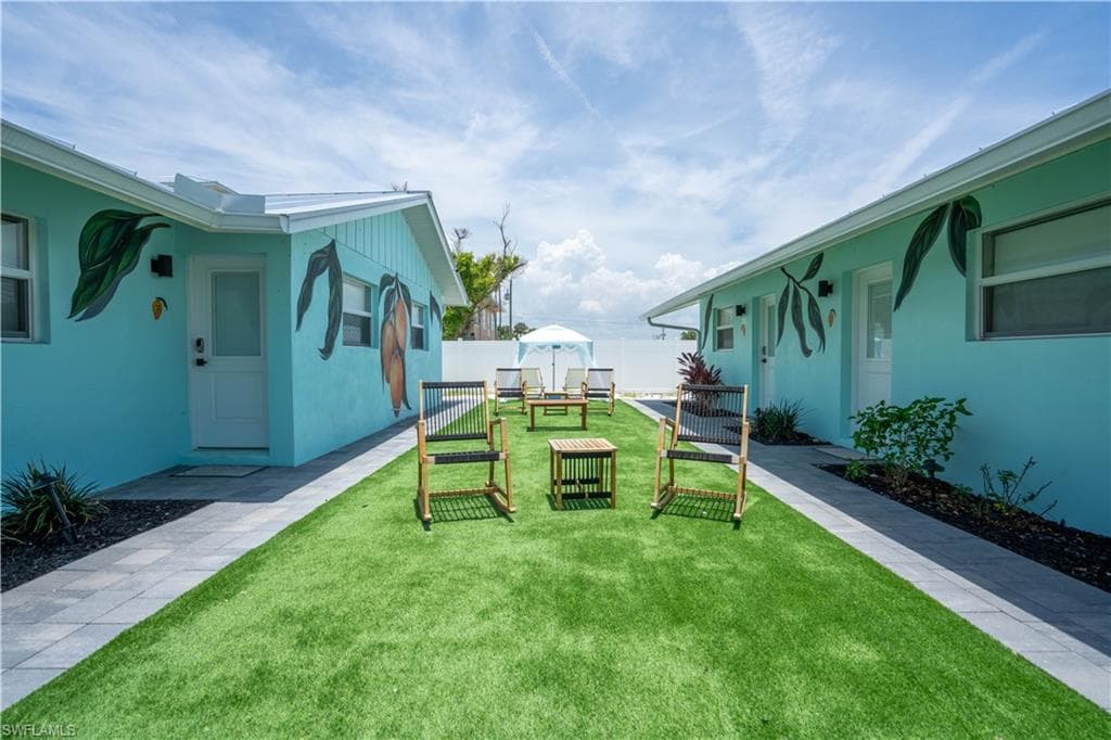 126 Mango ST, FORT MYERS BEACH FL 33931-2