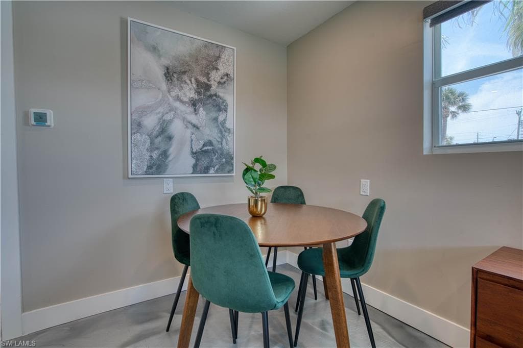 126 Mango ST, FORT MYERS BEACH FL 33931-10