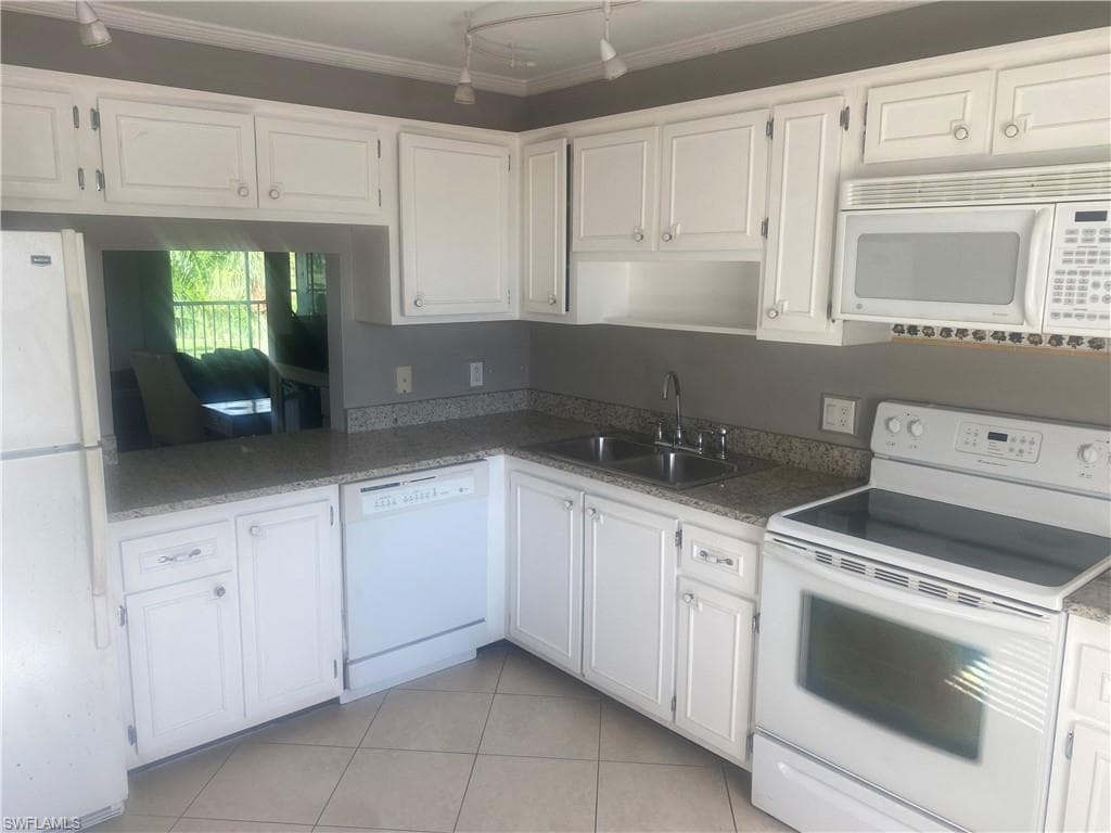 123 Palm DR # 2862, NAPLES FL 34112-5