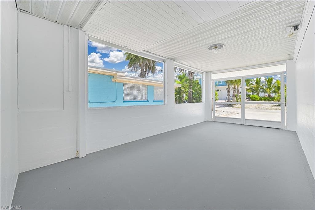 2500 Harbor View DR, MATLACHA FL 33993-12