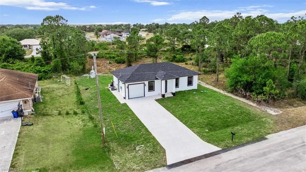 1262 Bowles AVE, FORT MYERS FL 33913-9