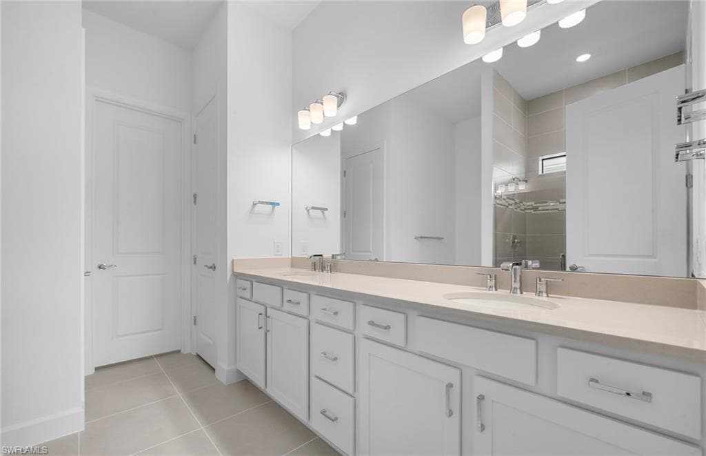 24611 Marina Del Ray DR, BONITA SPRINGS FL 34135-12