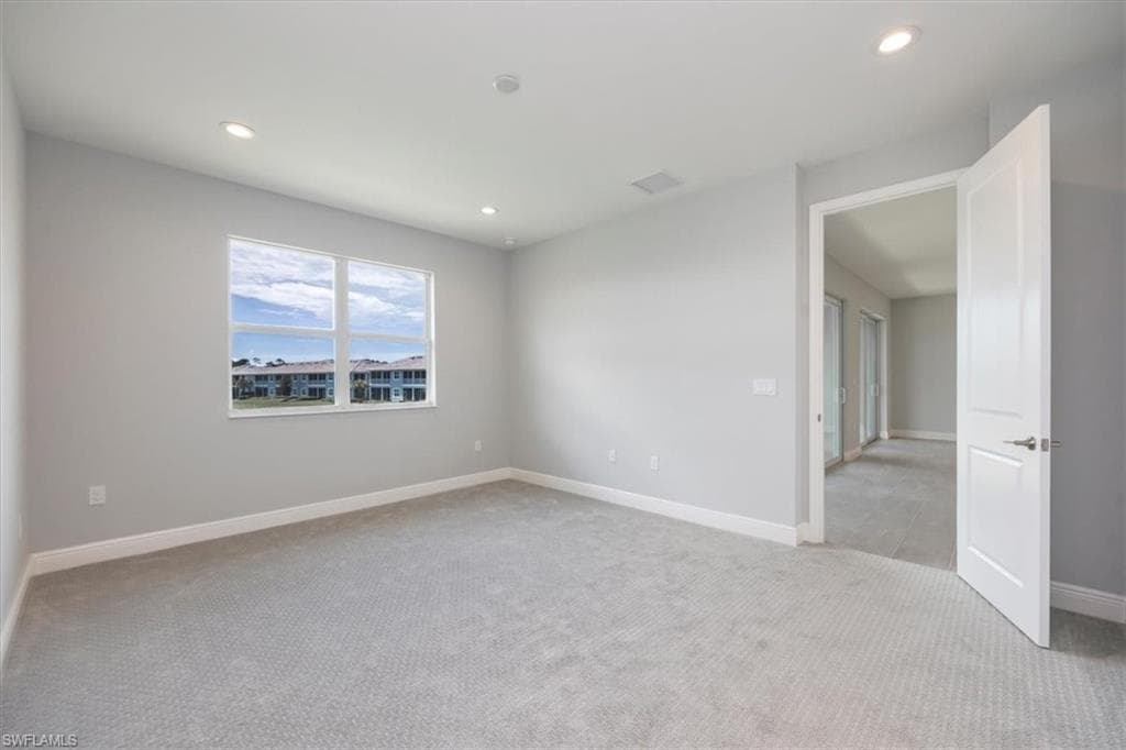 2633 Seychelles CIR # 2307, NAPLES FL 34112-17