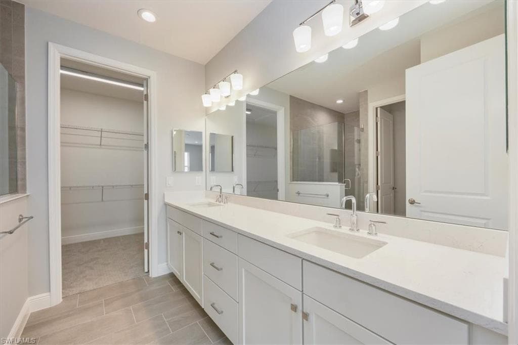 2633 Seychelles CIR # 2307, NAPLES FL 34112-14