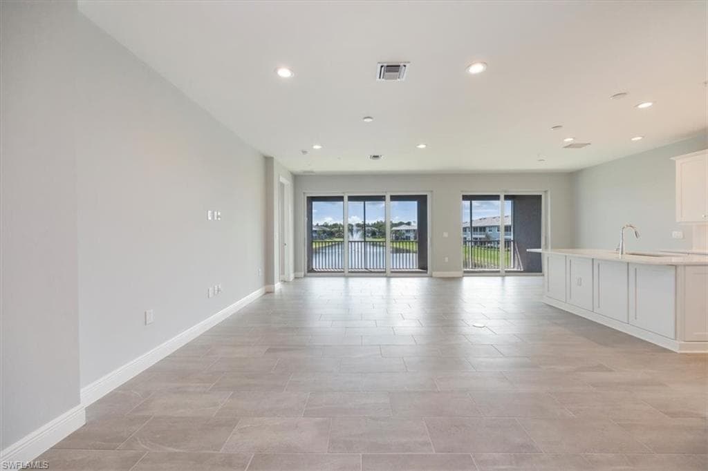 2633 Seychelles CIR # 2307, NAPLES FL 34112-3