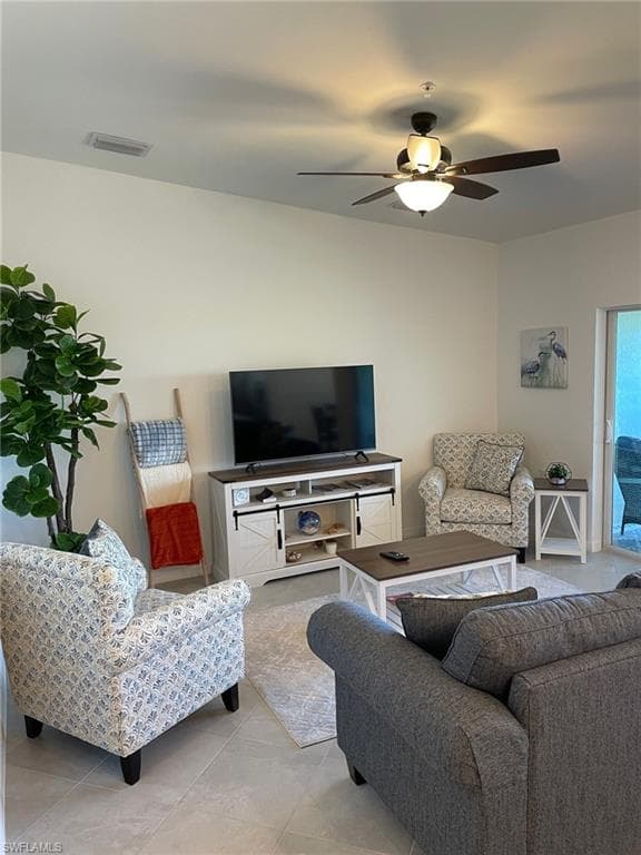 5427 DOUBLE EAGLE CIR #2823, AVE MARIA FL 34142-9