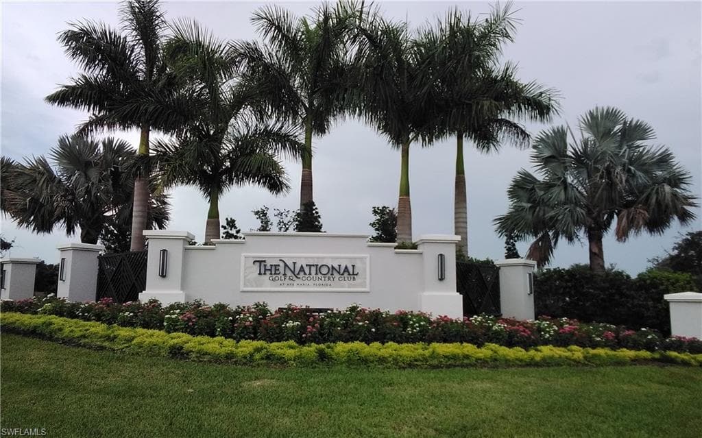 5427 DOUBLE EAGLE CIR #2823, AVE MARIA FL 34142-24