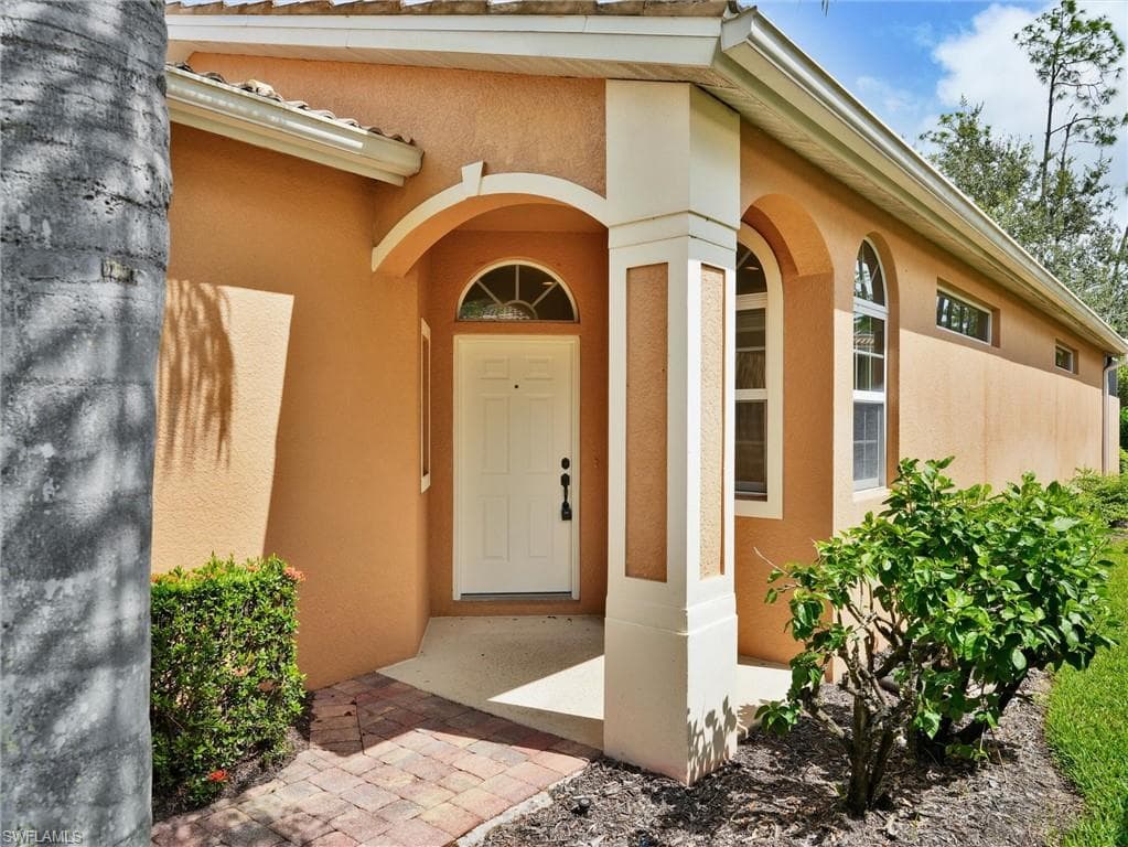 15377 Cortona WAY, NAPLES FL 34120-3