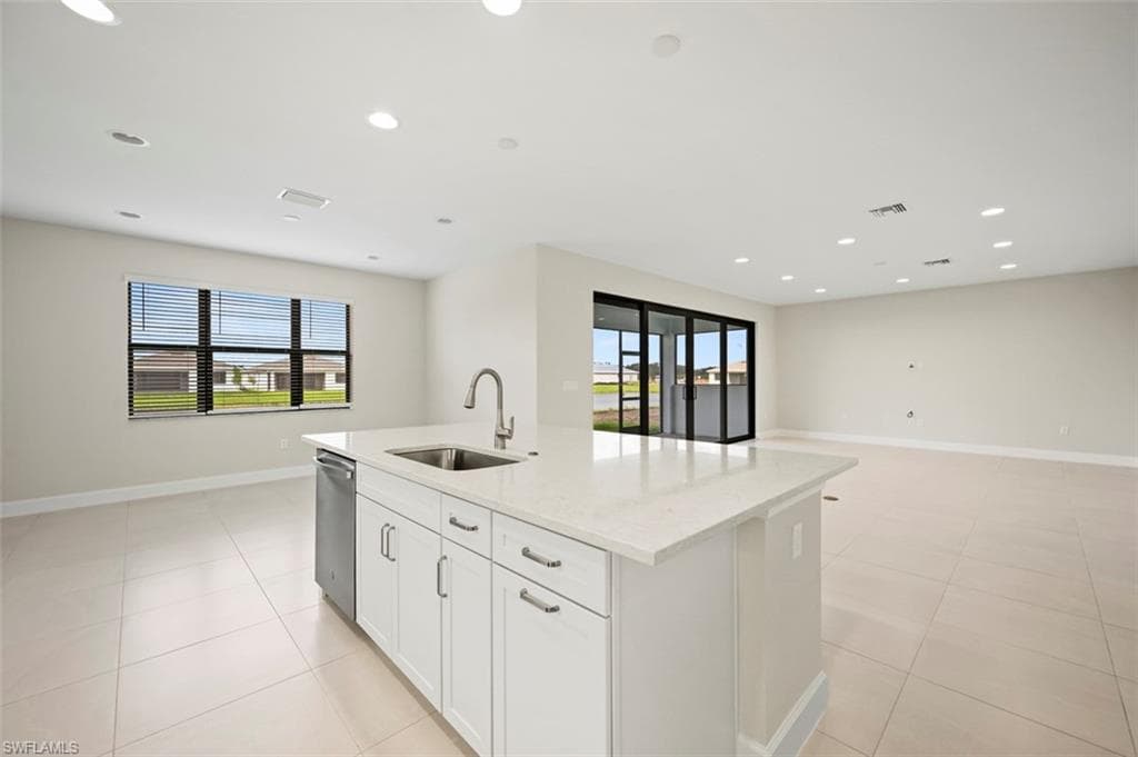 3369 Meloy DR, FORT MYERS FL 33905-8