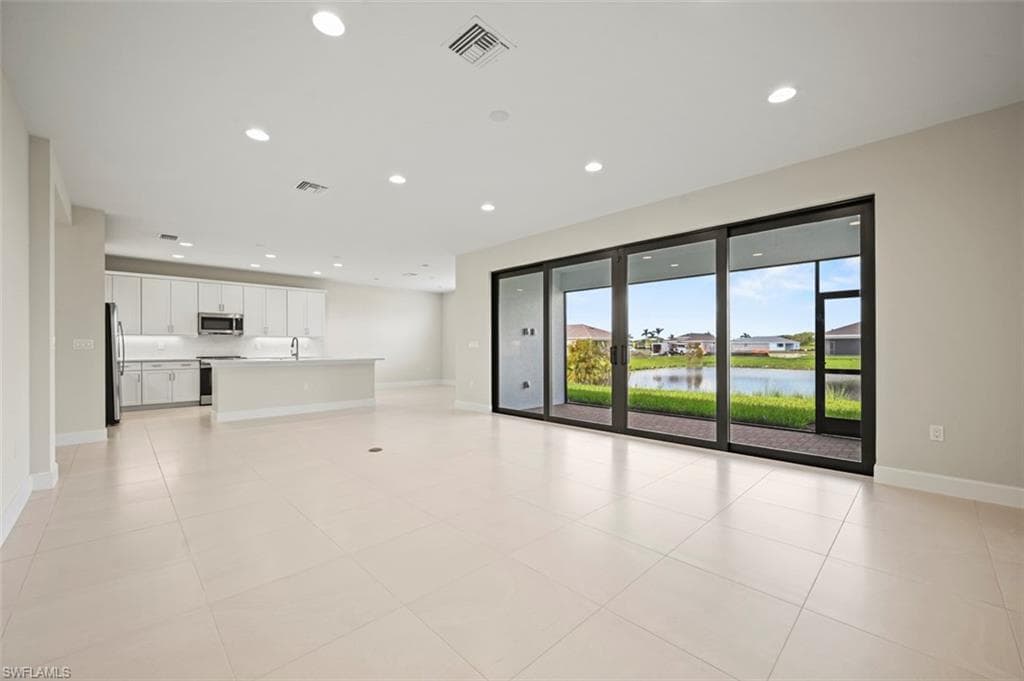 3369 Meloy DR, FORT MYERS FL 33905-10