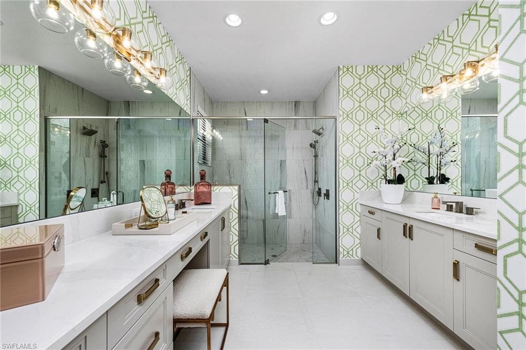 3369 Meloy DR, FORT MYERS FL 33905-38