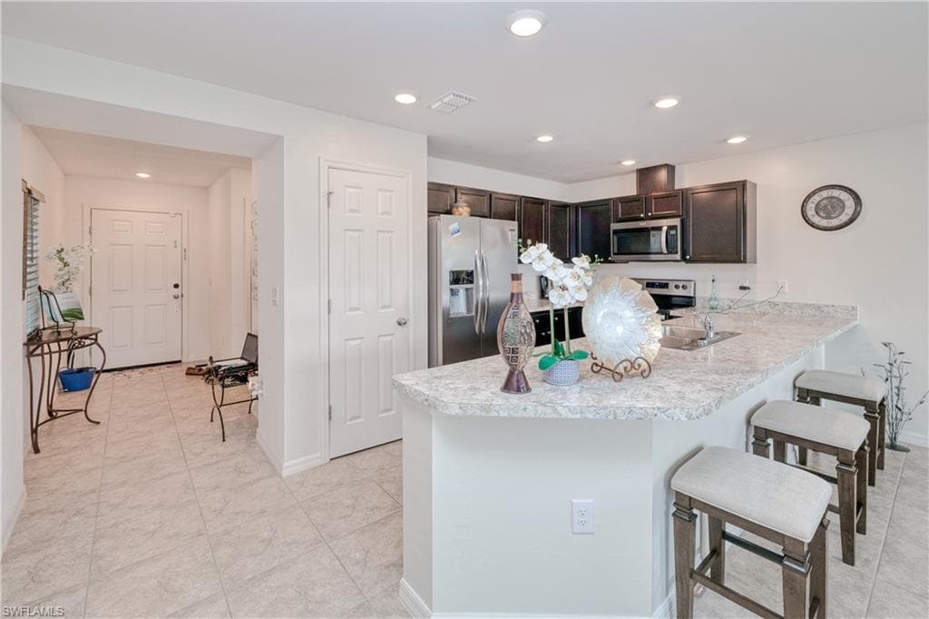6341 Brant Bay BLVD # 106, NORTH FORT MYERS FL 33917-1