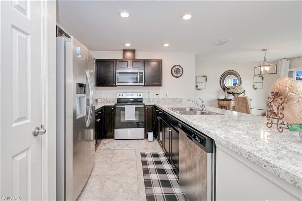 6341 Brant Bay BLVD # 106, NORTH FORT MYERS FL 33917-11
