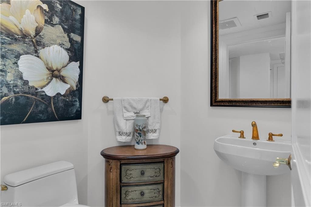 1060 Borghese LN # 204, NAPLES FL 34114-9