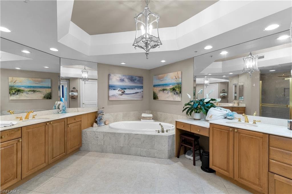 1060 Borghese LN # 204, NAPLES FL 34114-24